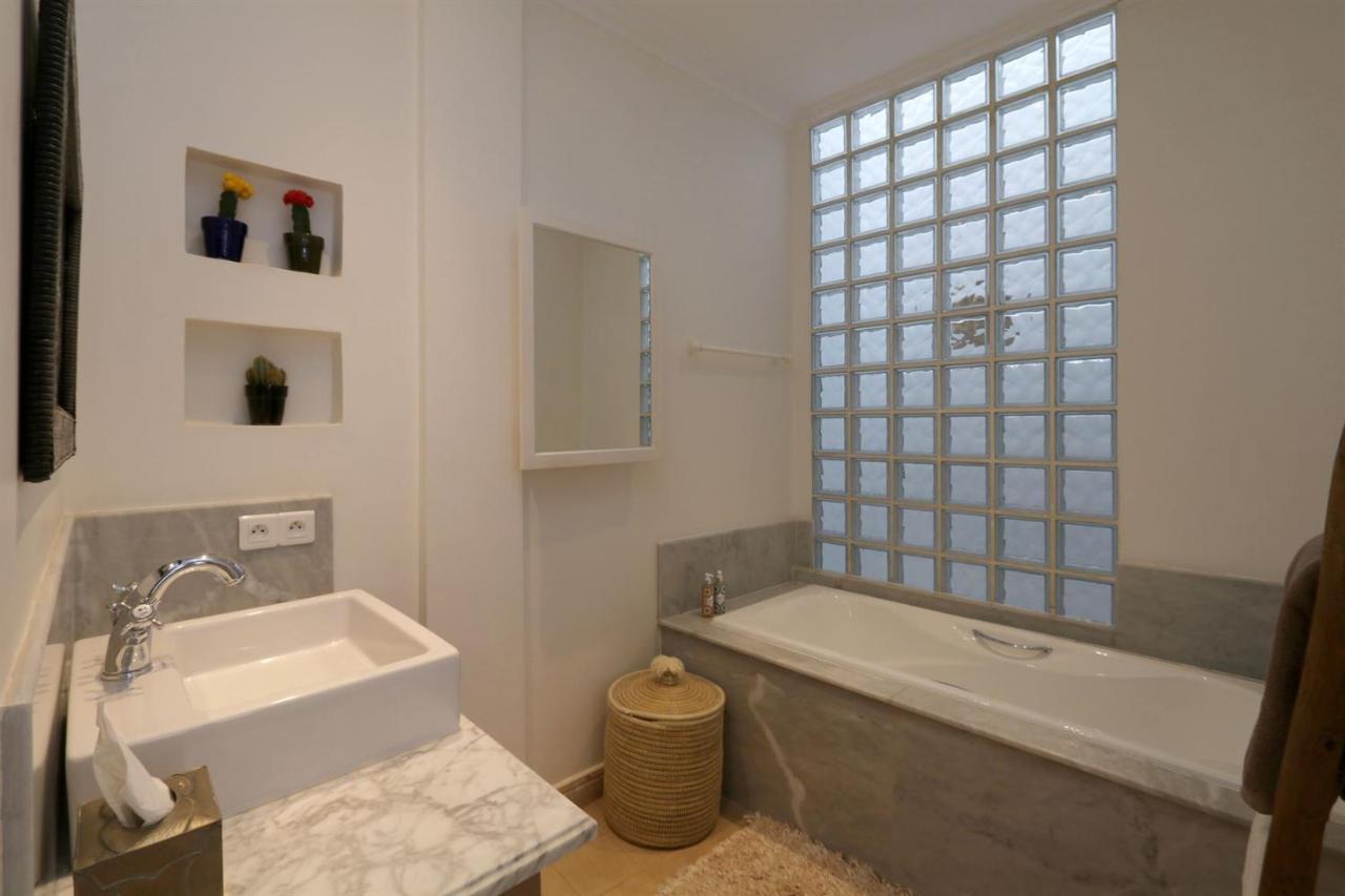 Riad Dar Safi - Privatise Pour 6/8 Pers. - Jacuzzi Marrakesh Ngoại thất bức ảnh