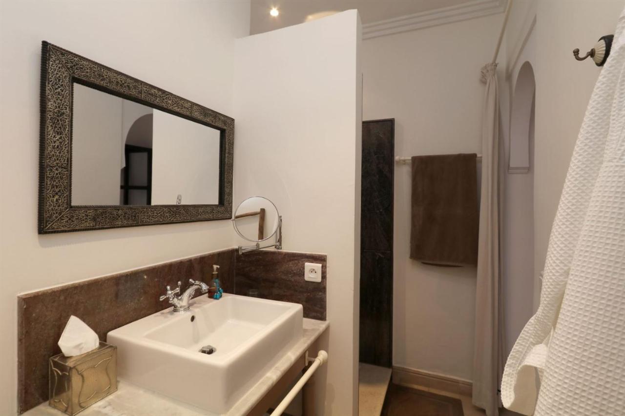 Riad Dar Safi - Privatise Pour 6/8 Pers. - Jacuzzi Marrakesh Ngoại thất bức ảnh